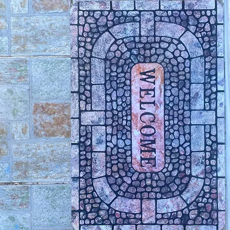 Aleka Stavros (Ithaka)