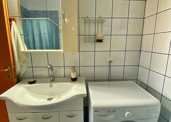 Aleka Stavros (Ithaka)